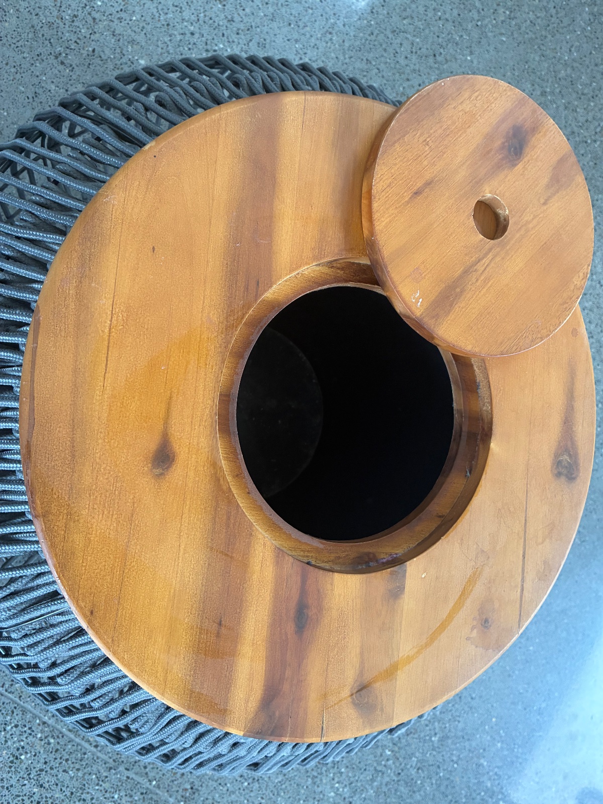 Side table, photo 2